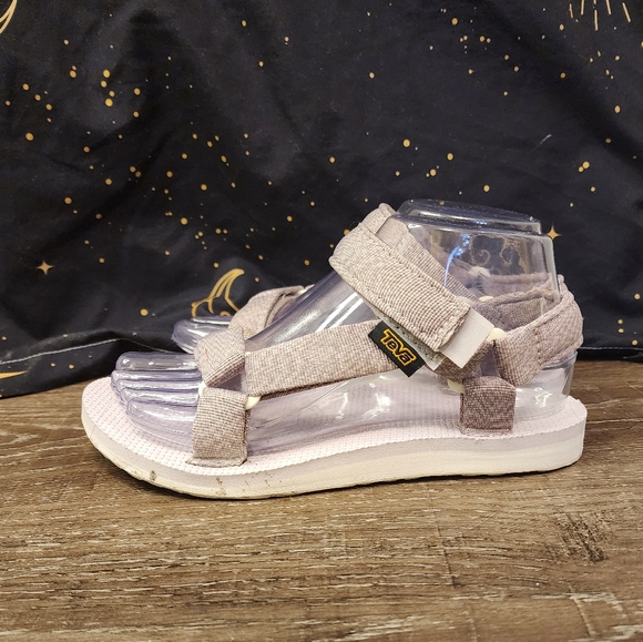 Teva Women's Original Universal Sandals Marbled Orchid Size 6 - Picture 2 of 7